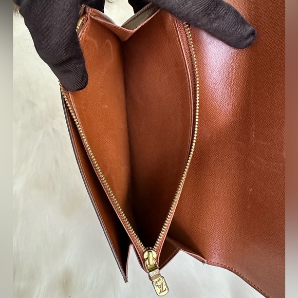 Stunning wallet - Picture 10 of 16